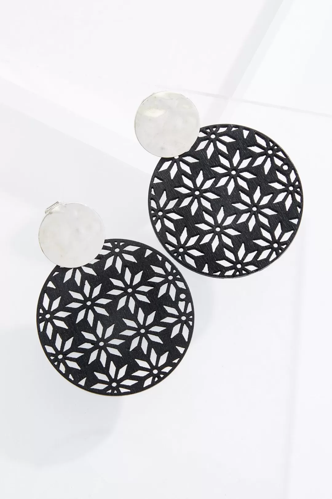 Cato Earrings | Black Wood Cutout Clip- On Earrings