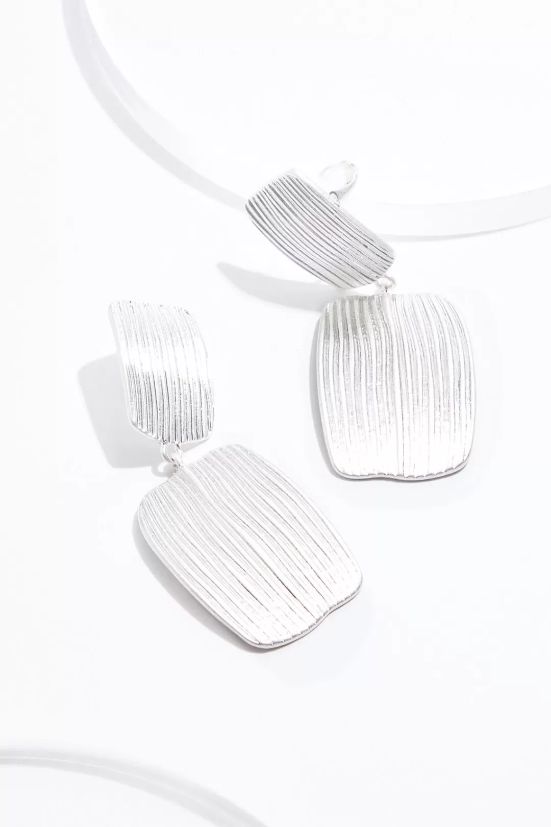 Cato Earrings | Ribbed Rectangle Clip- On Earrings